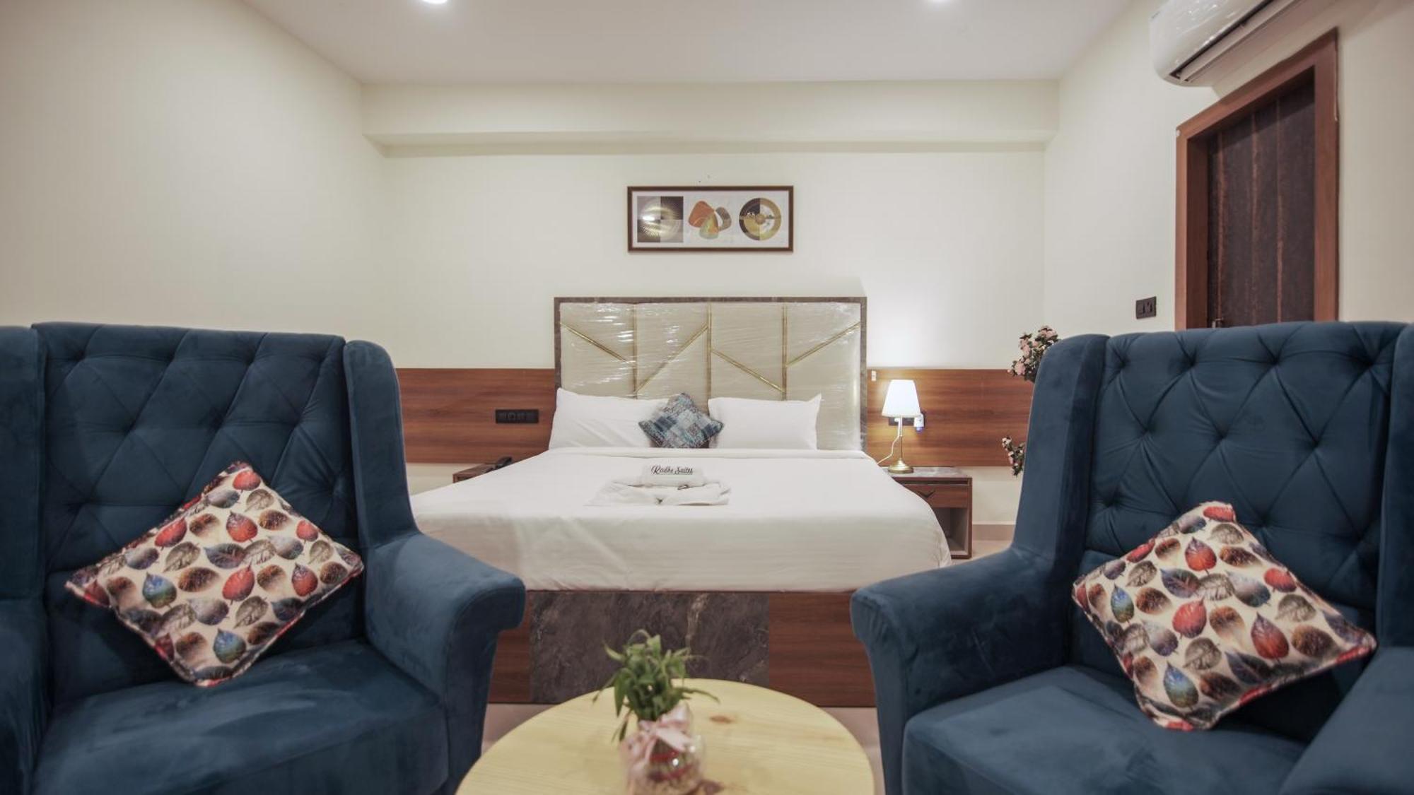 Radhe Suites Hyderabad Esterno foto
