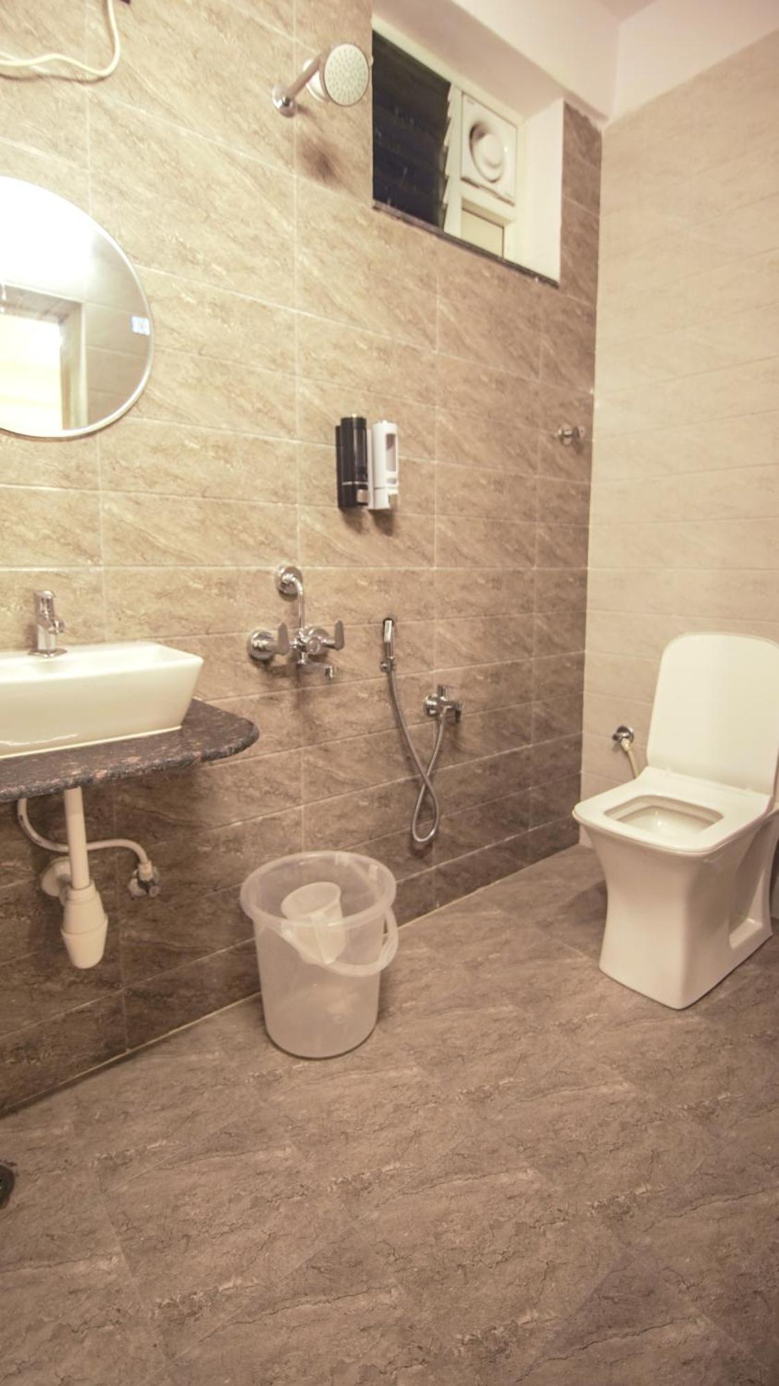 Radhe Suites Hyderabad Esterno foto