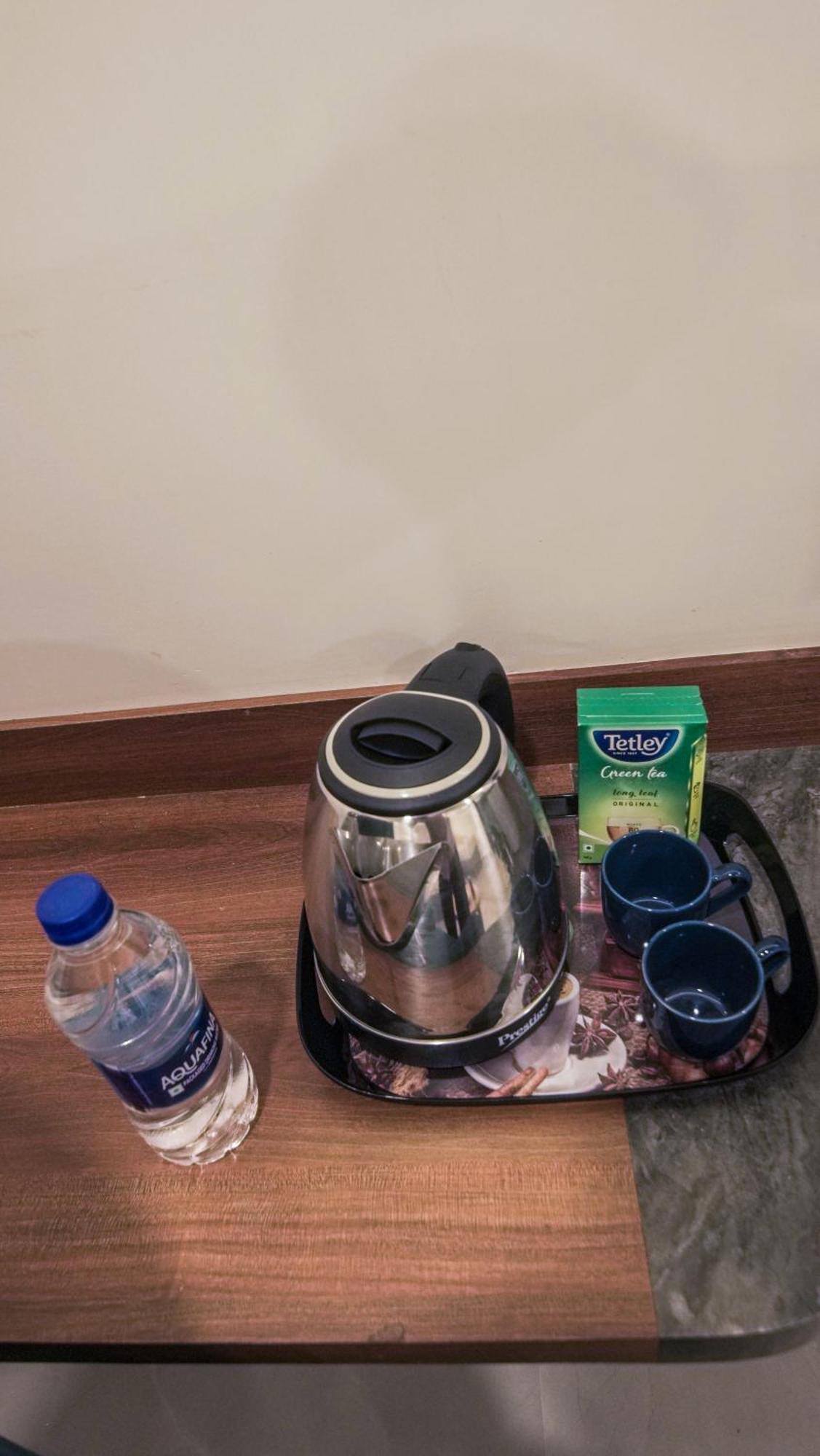 Radhe Suites Hyderabad Esterno foto
